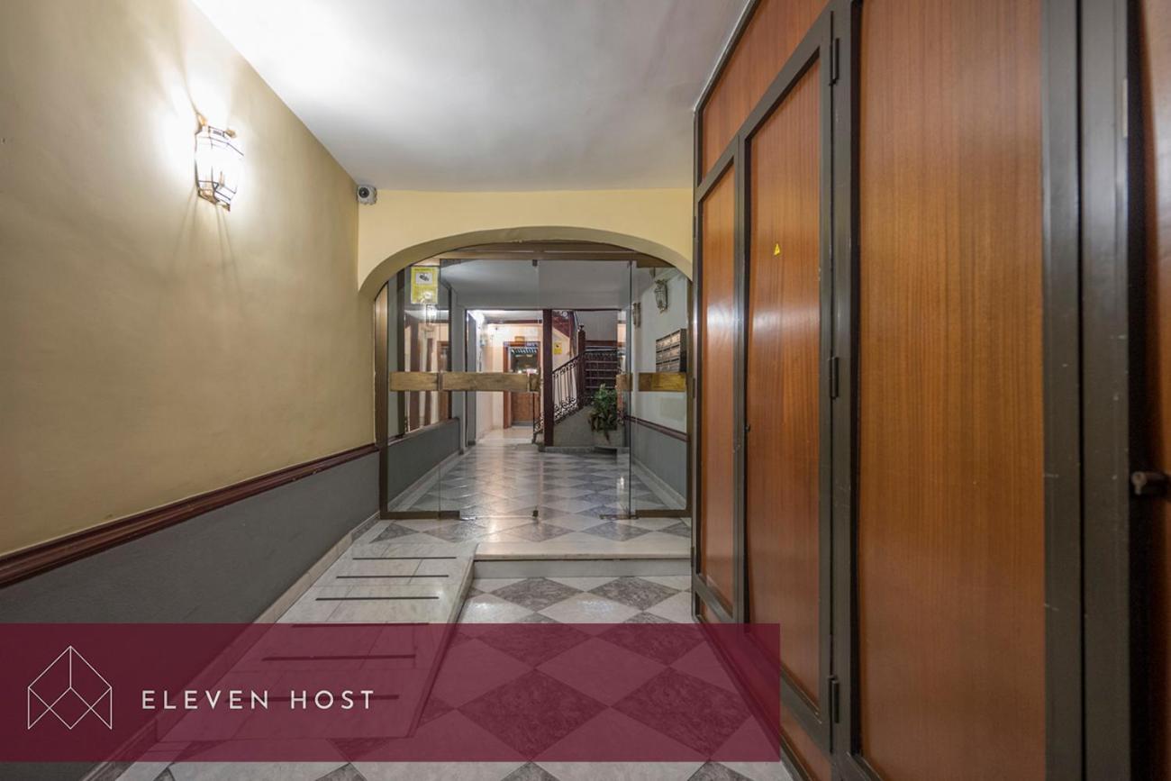 Exclusive Balcony Plaza Mayor Appartement Madrid Buitenkant foto